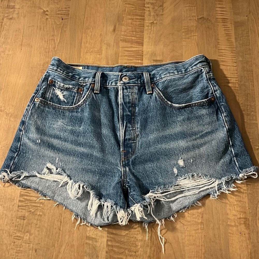 Levi’s 501 shorts